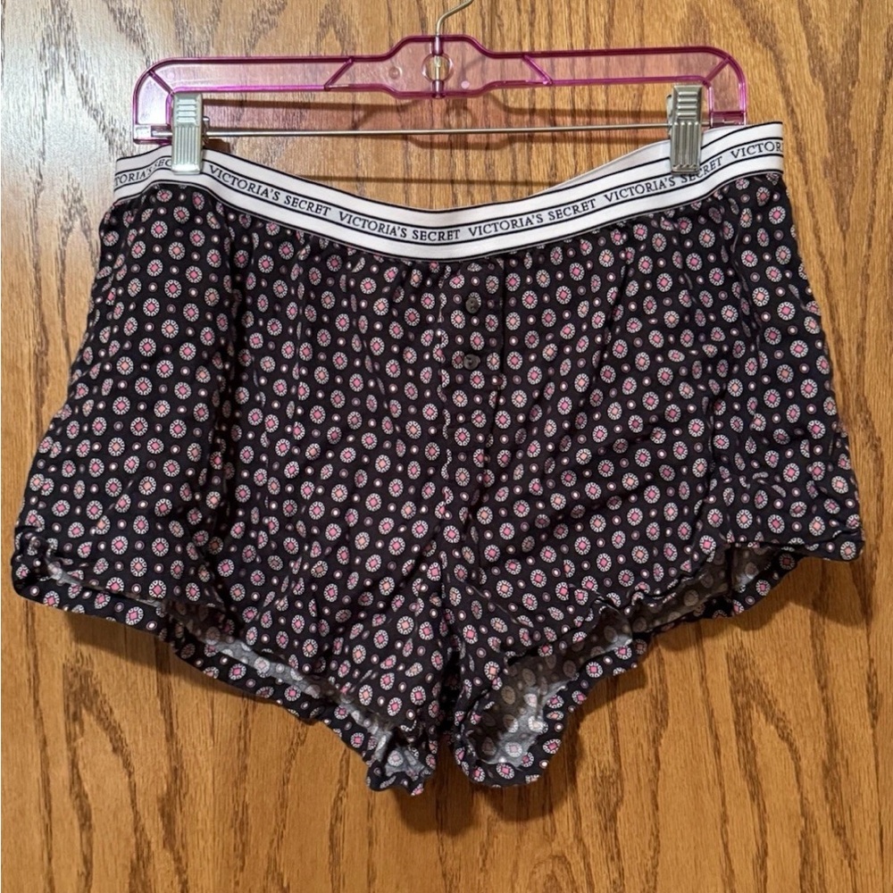 Victoria’s Secret Pajama Shorts- Size L